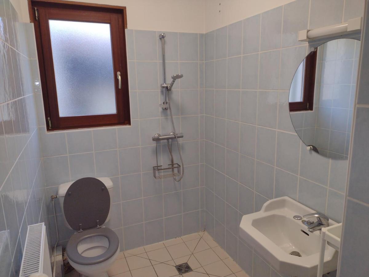 Appartement 1Er Etage Proche Des Termes بوربون ليه بان المظهر الخارجي الصورة